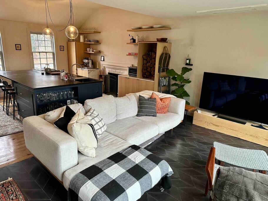 The Saltbox Greenport Villa Bagian luar foto